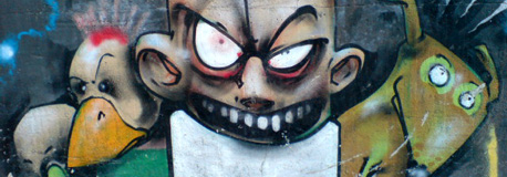 Graffiti på Årstabron i Stockholm (foto: Magnus Nilsson)
